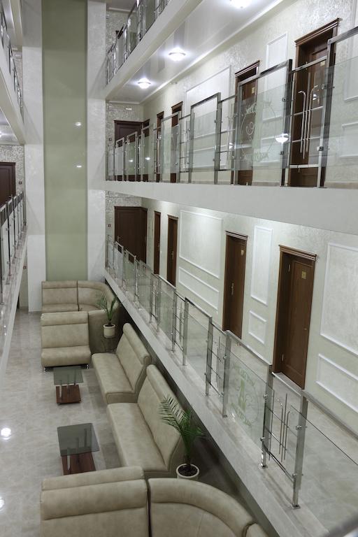 Hotel Aristokrat Poltava Ngoại thất bức ảnh